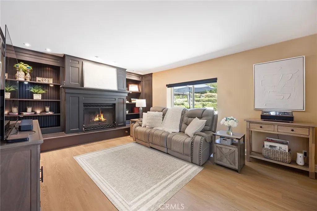 Yorba Linda, California 92886, United States, 4 Bedrooms Bedrooms, ,3 BathroomsBathrooms,Residential,Active,187236