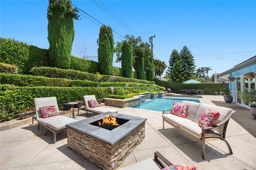 Yorba Linda, California 92886, United States, 4 Bedrooms Bedrooms, ,3 BathroomsBathrooms,Residential,Active,187236