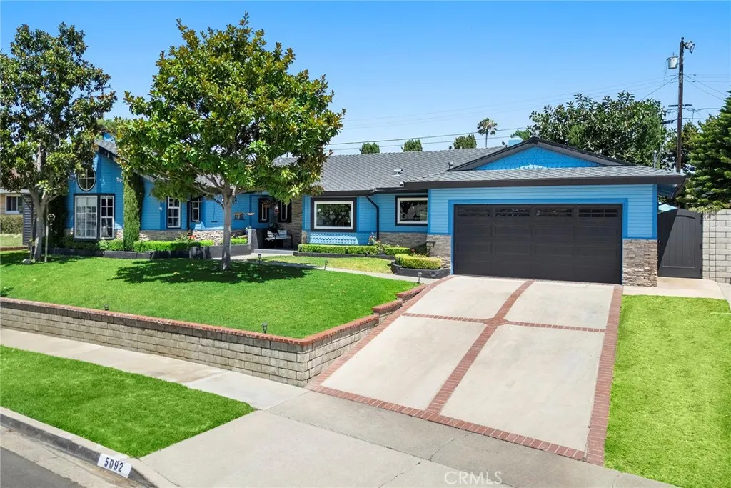 Yorba Linda, California 92886, United States, 4 Bedrooms Bedrooms, ,3 BathroomsBathrooms,Residential,Active,187236