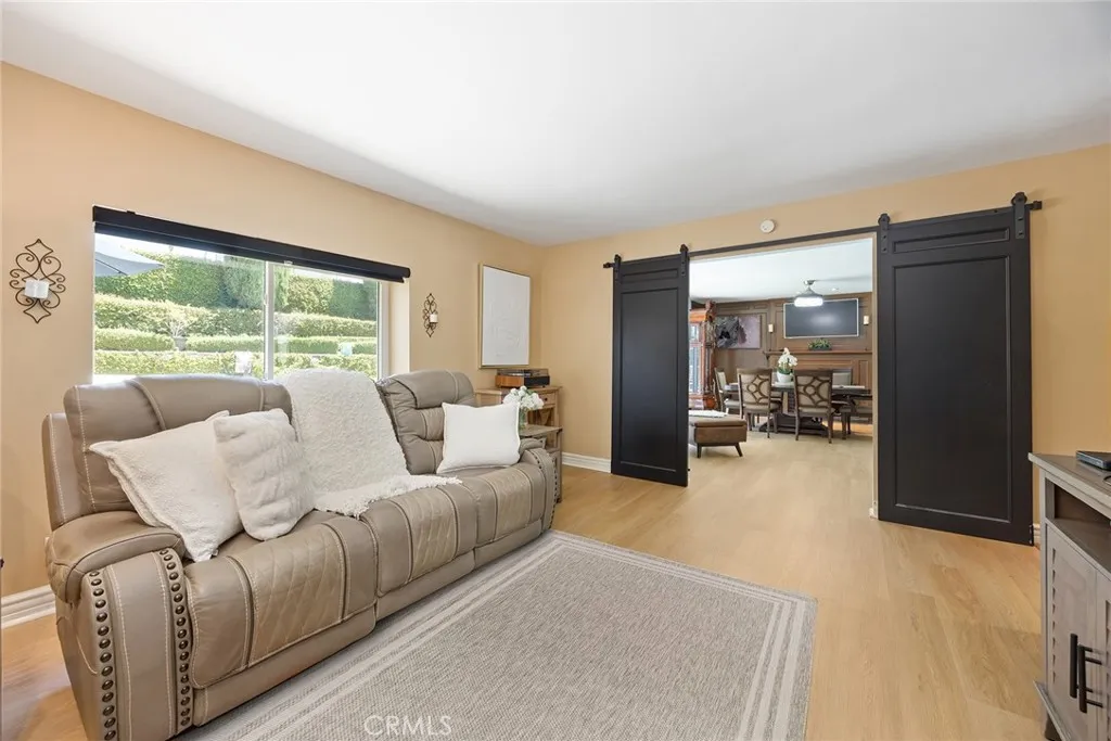 Yorba Linda, California 92886, United States, 4 Bedrooms Bedrooms, ,3 BathroomsBathrooms,Residential,Active,187236