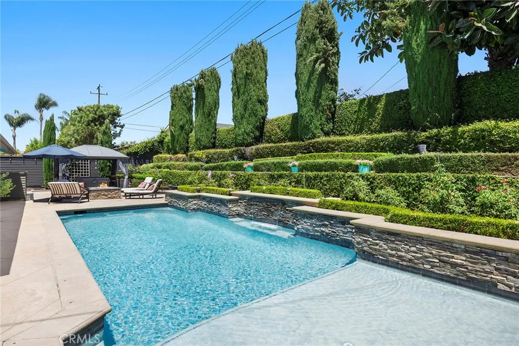 Yorba Linda, California 92886, United States, 4 Bedrooms Bedrooms, ,3 BathroomsBathrooms,Residential,Active,187236