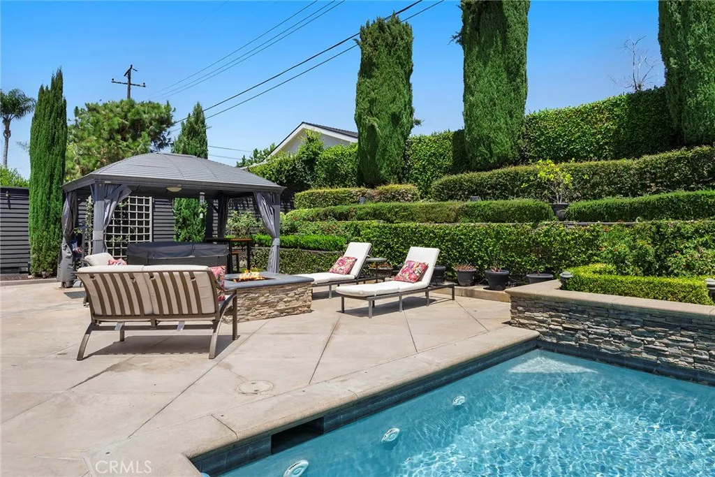 Yorba Linda, California 92886, United States, 4 Bedrooms Bedrooms, ,3 BathroomsBathrooms,Residential,Active,187236