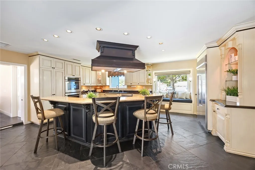 Yorba Linda, California 92886, United States, 4 Bedrooms Bedrooms, ,3 BathroomsBathrooms,Residential,Active,187236