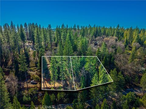 Photo of 284 Canyon View Drive, Arnold, CA 95233 (MLS # CV26062916)