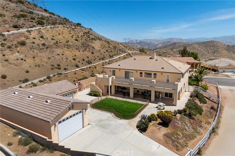 Photo of 34695 Desert Road, Acton, CA 93510 (MLS # SR25085943)