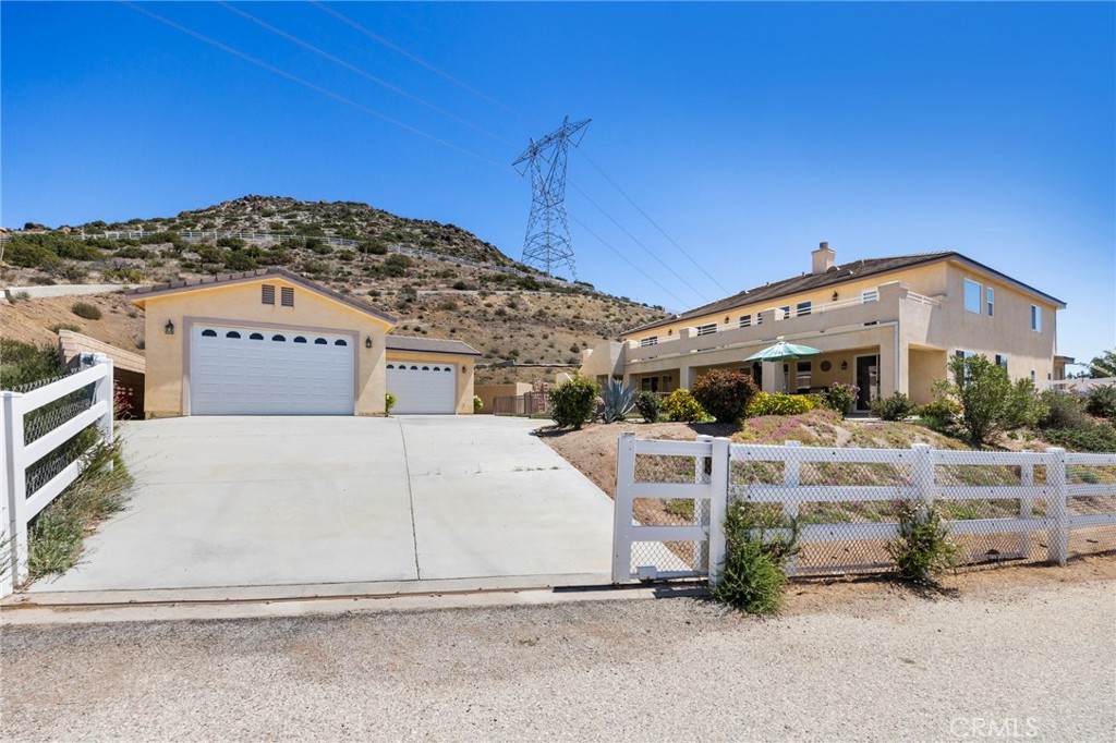 34695 Desert Road