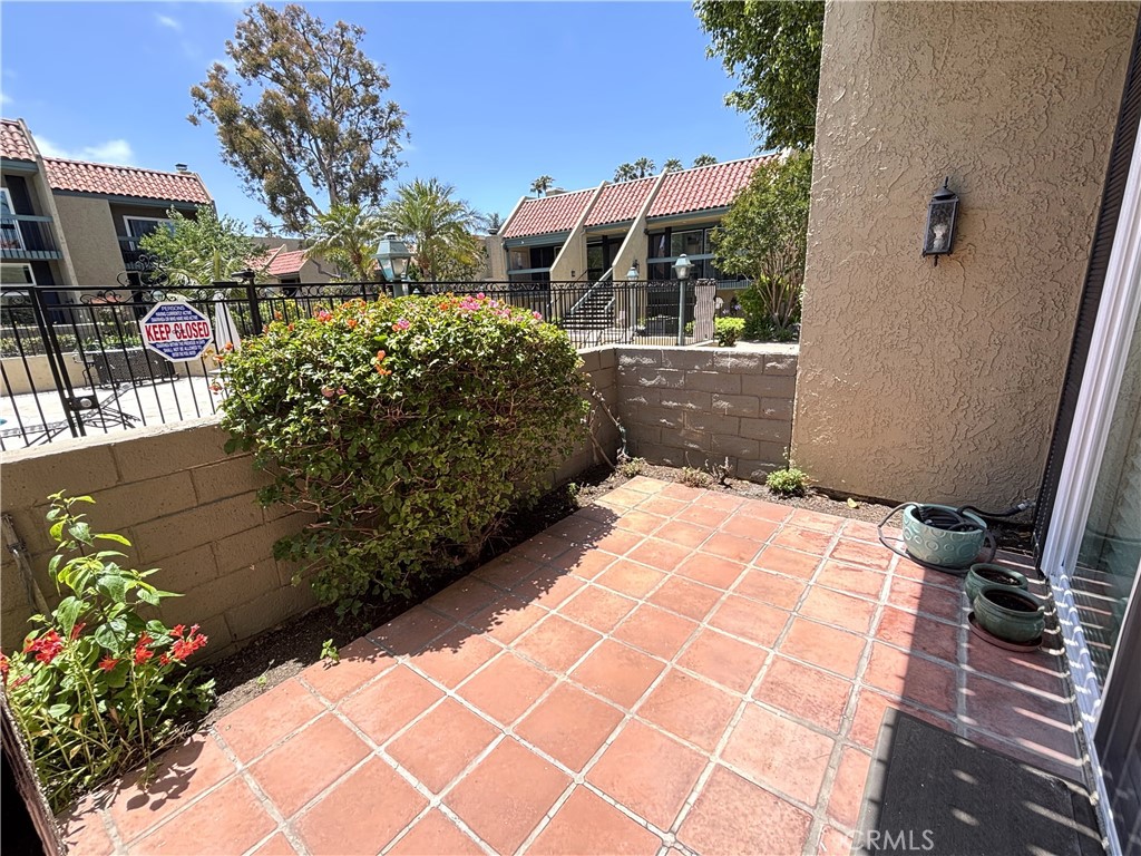 1096 Palo Verde Avenue