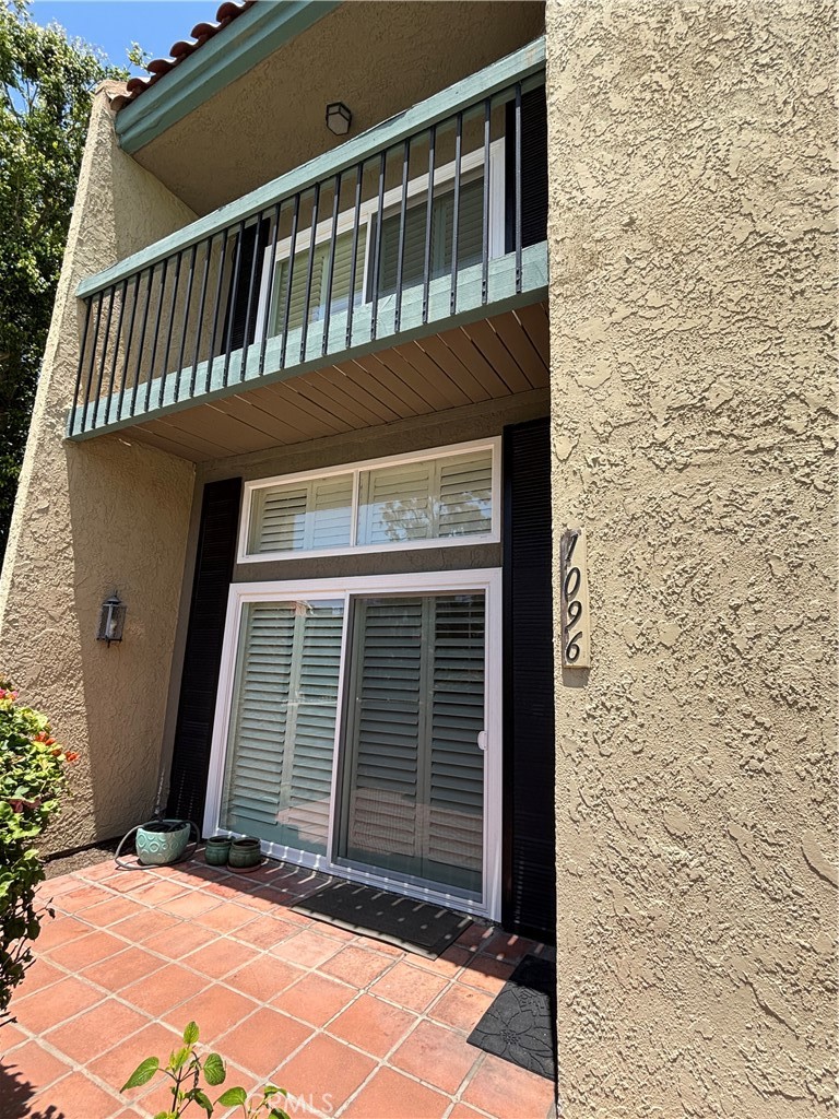 1096 Palo Verde Avenue