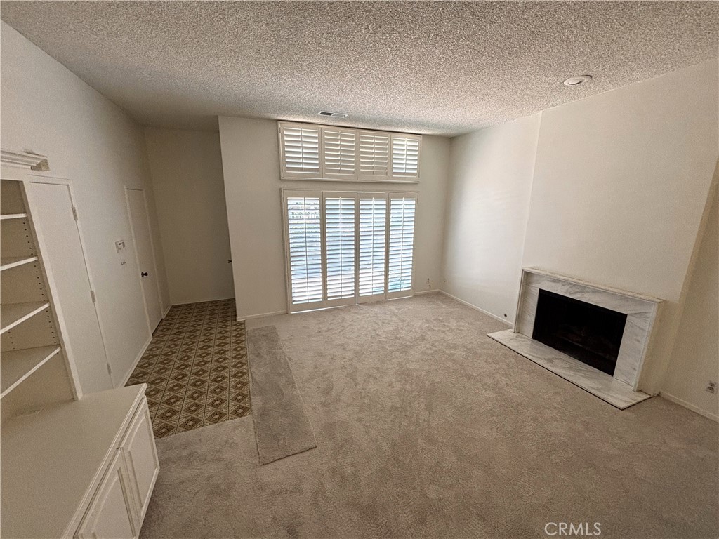 1096 Palo Verde Avenue