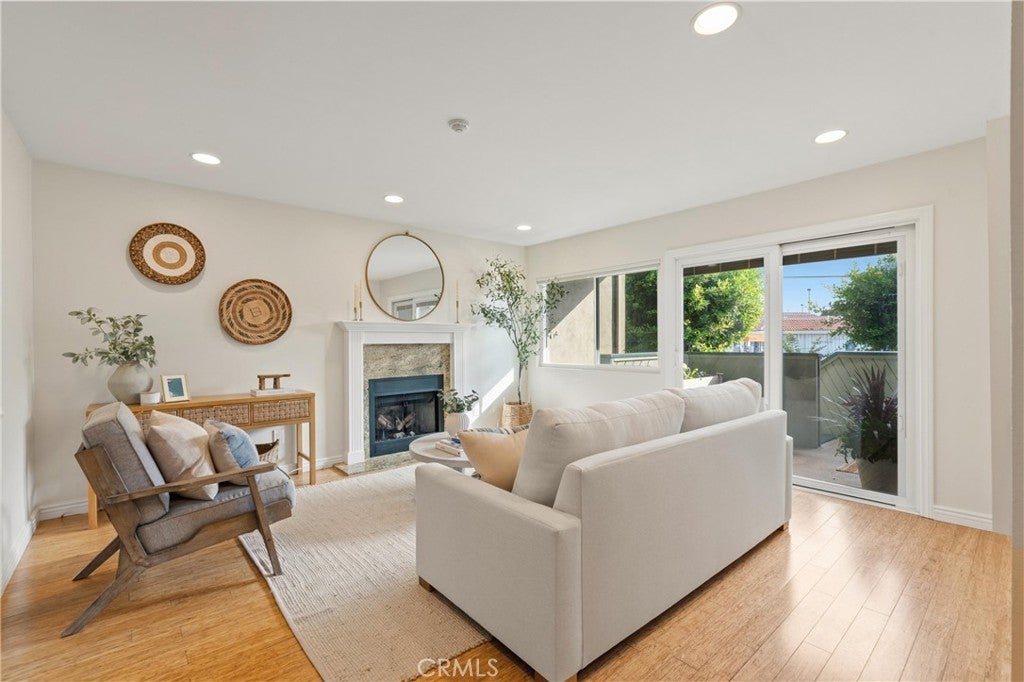 1112 Beryl St. 7