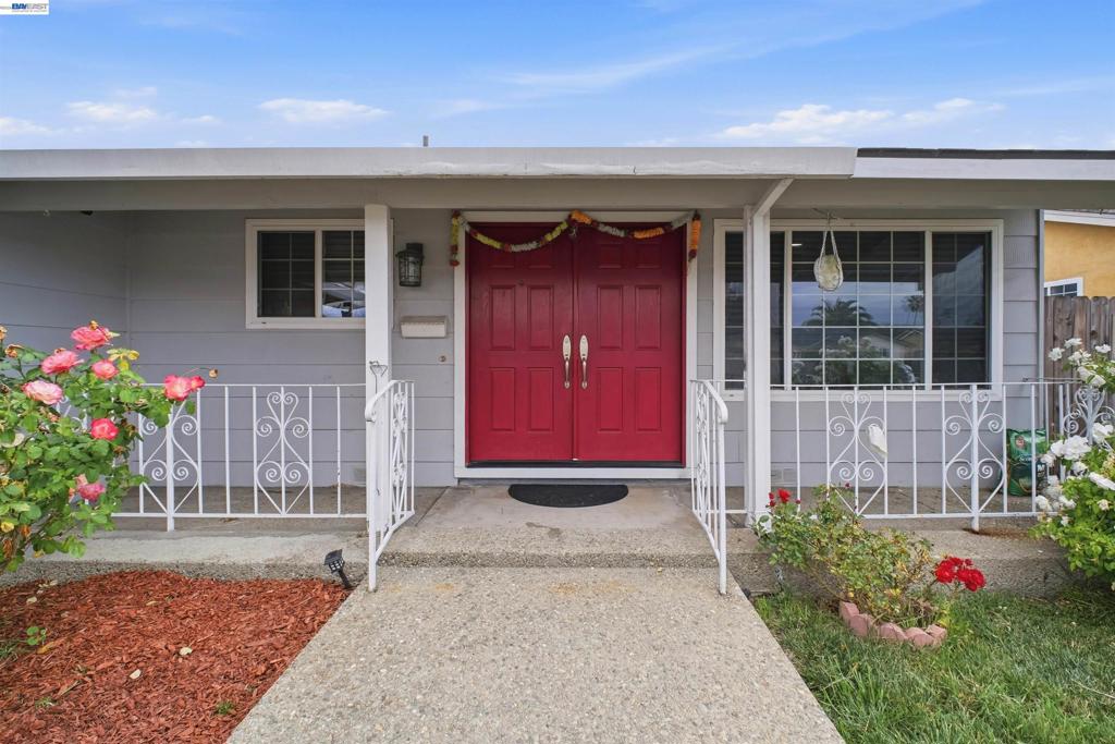 32252 Valiant Way