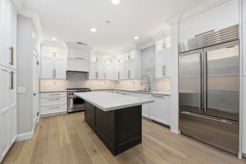 6467 Alexandri Cir Carlsbad CA 92011