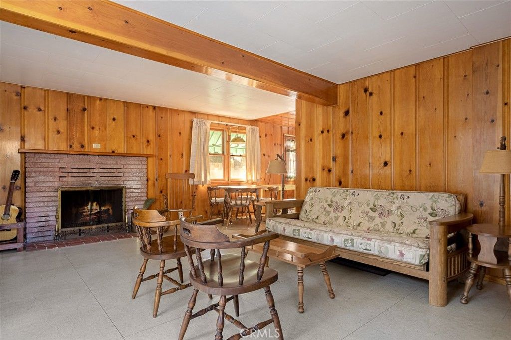 listing image 130725990551670898006