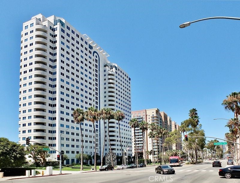 525 E Seaside Way 1007