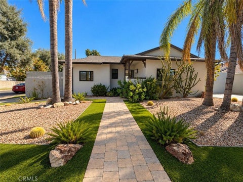 Photo of 6952 Sylvia Avenue, Reseda, CA 91335 (MLS # SR26232024)