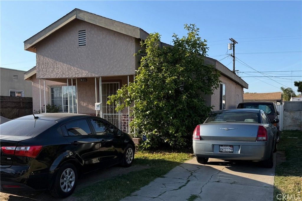 Photo of 621 W 108Th St St, Los Angeles, CA 90044 (MLS # RS26073806)