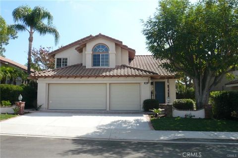 Photo of 26 Reata, Rancho Santa Margarita, CA 92688 (MLS # TR26075112)