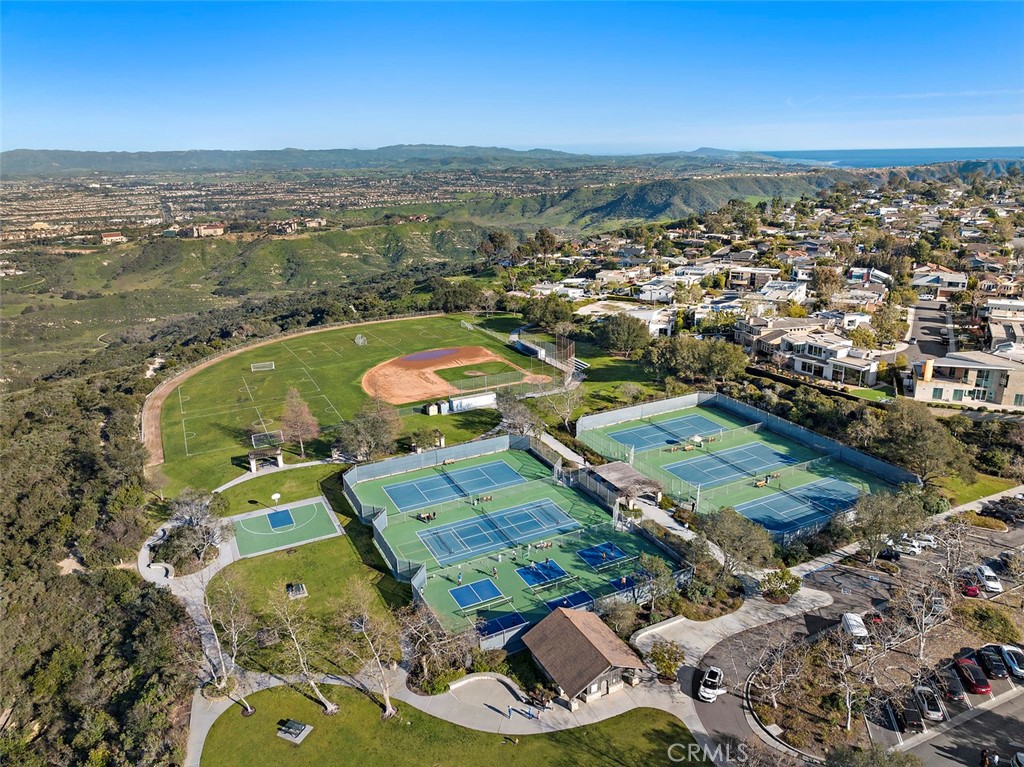 3010 Alta Laguna Boulevard