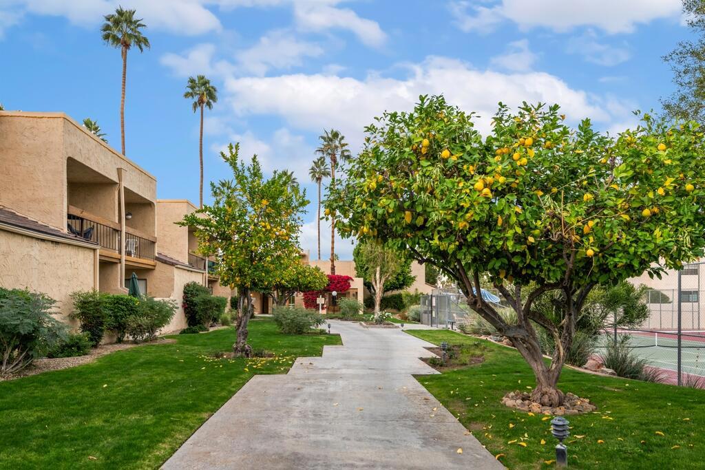 Palm Springs Golf & - Residential