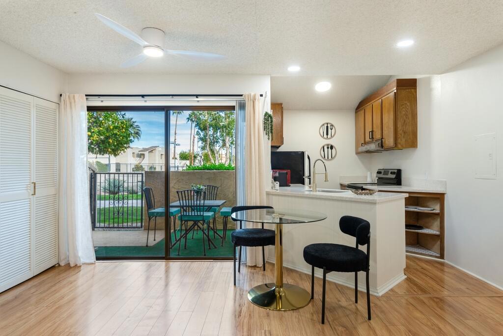 Palm Springs Golf & - Residential