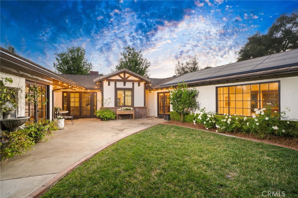 1644 Oak Tree Terrace