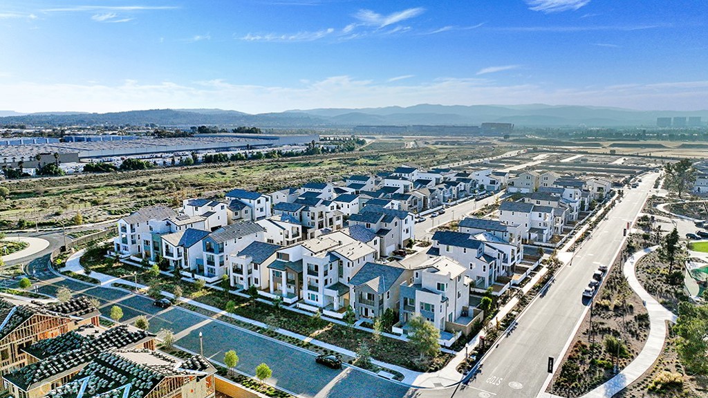 Estela at Luna Park - Residential Lease