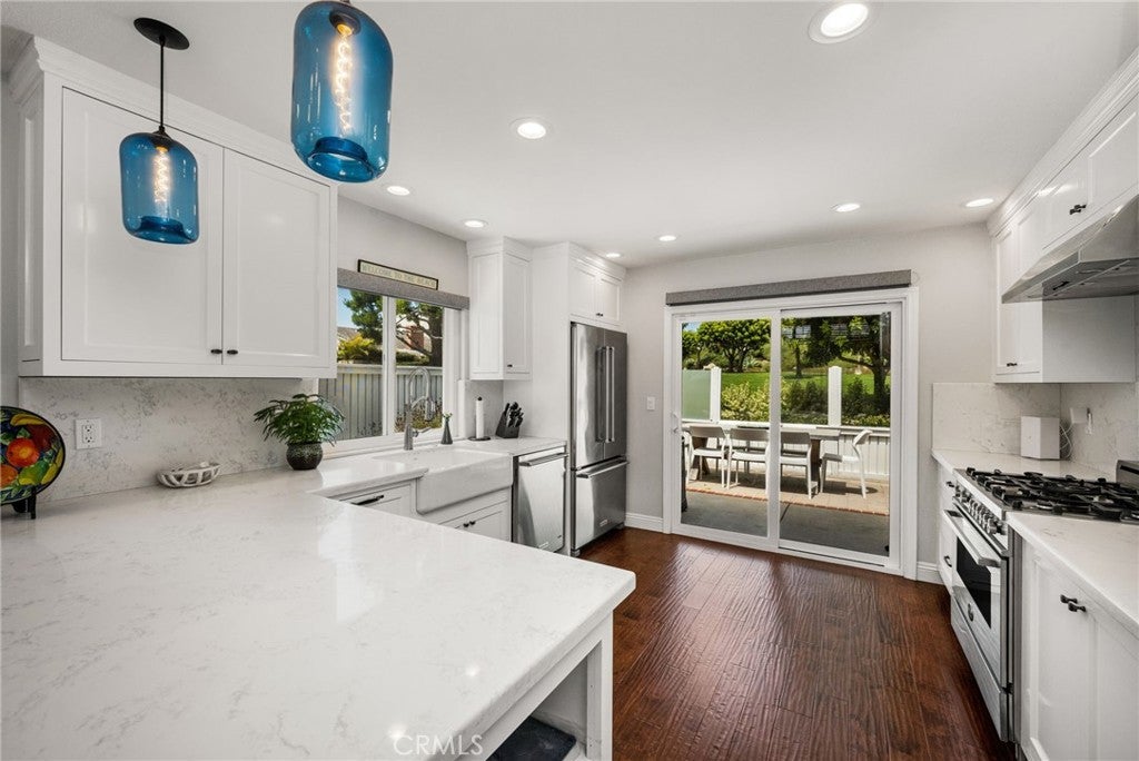 33902 Faeroe Bay