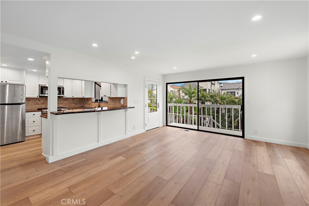 Corona del Mar South of PCH (CDMS) - Residential Lease