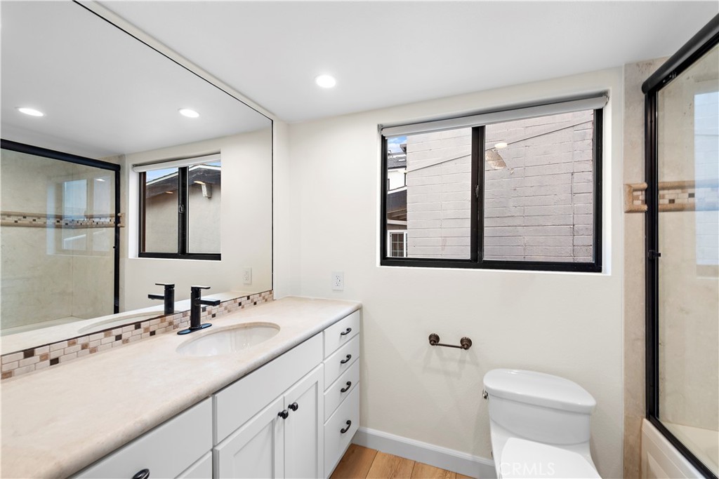 Corona del Mar South of PCH (CDMS) - Residential Lease