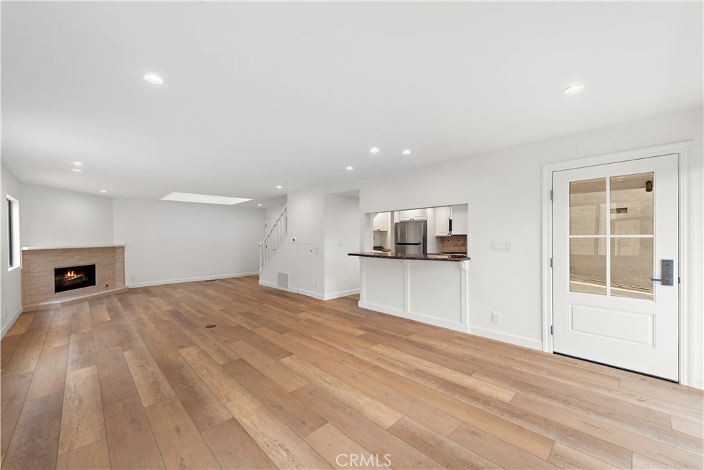 Corona del Mar South of PCH (CDMS) - Residential Lease