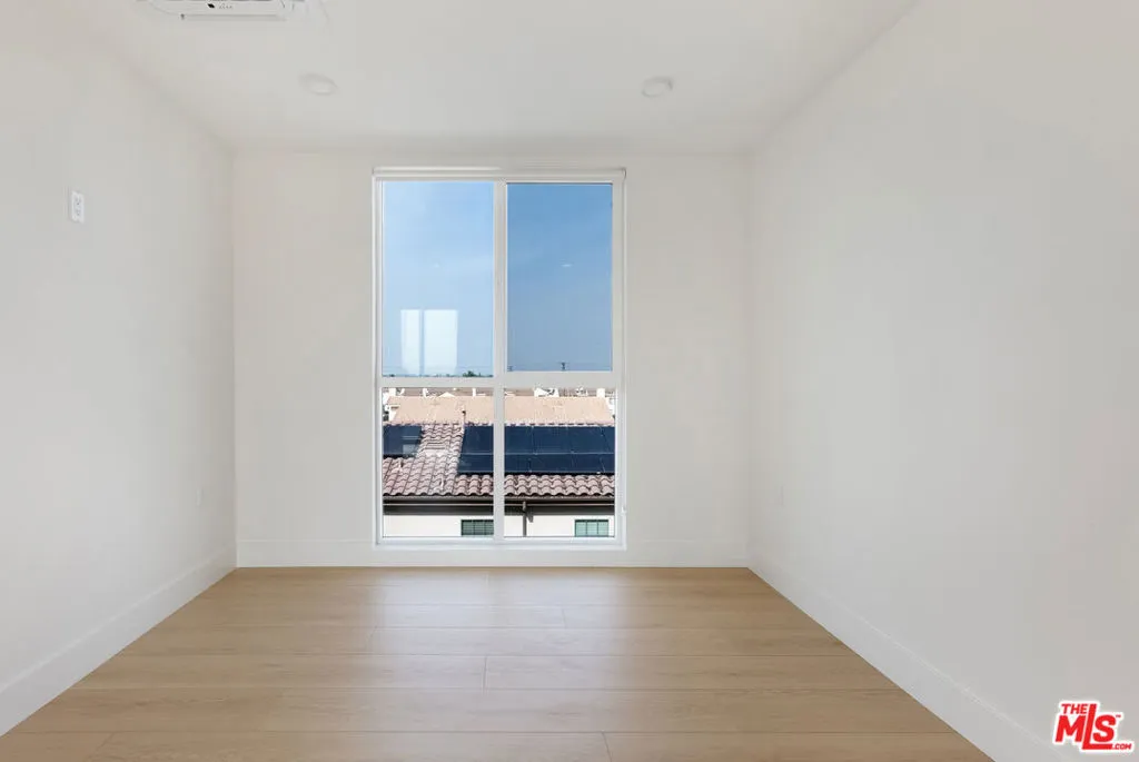 Cypress, California 90630, United States, 3 Bedrooms Bedrooms, ,2 BathroomsBathrooms,Residential,Active,239300