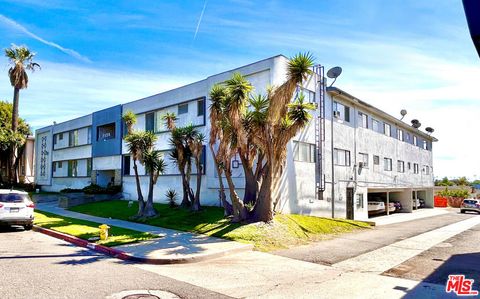 Photo of 2134 W El Segundo Boulevard, Gardena, CA 90249 (MLS # 26673117)