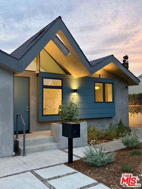 Photo of 11929 Bray Street, Culver City, CA 90230 (MLS # 26828723)