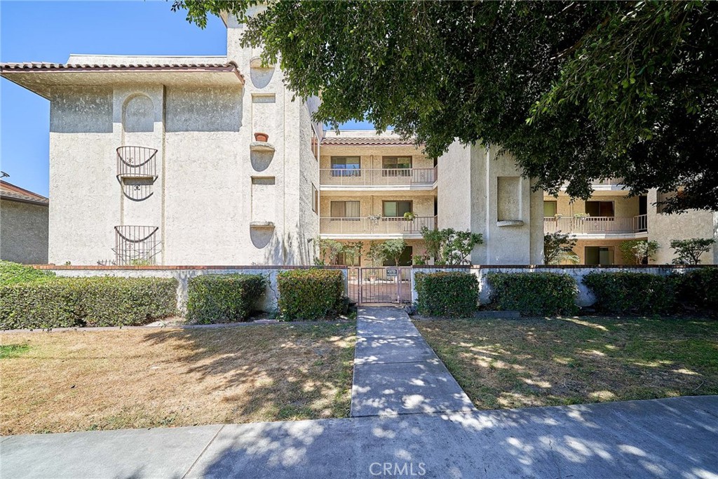 2424 s gaffey street 101