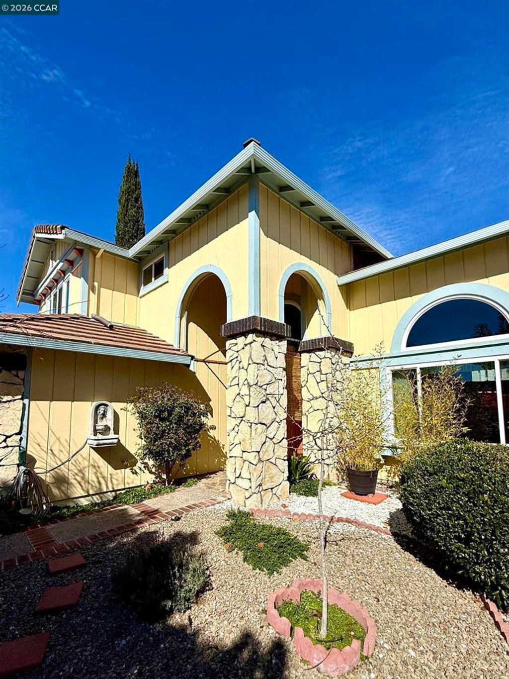 Photo of 2504 2504 Brocket Court Ct, Antioch, CA 94531 (MLS # 41125850)