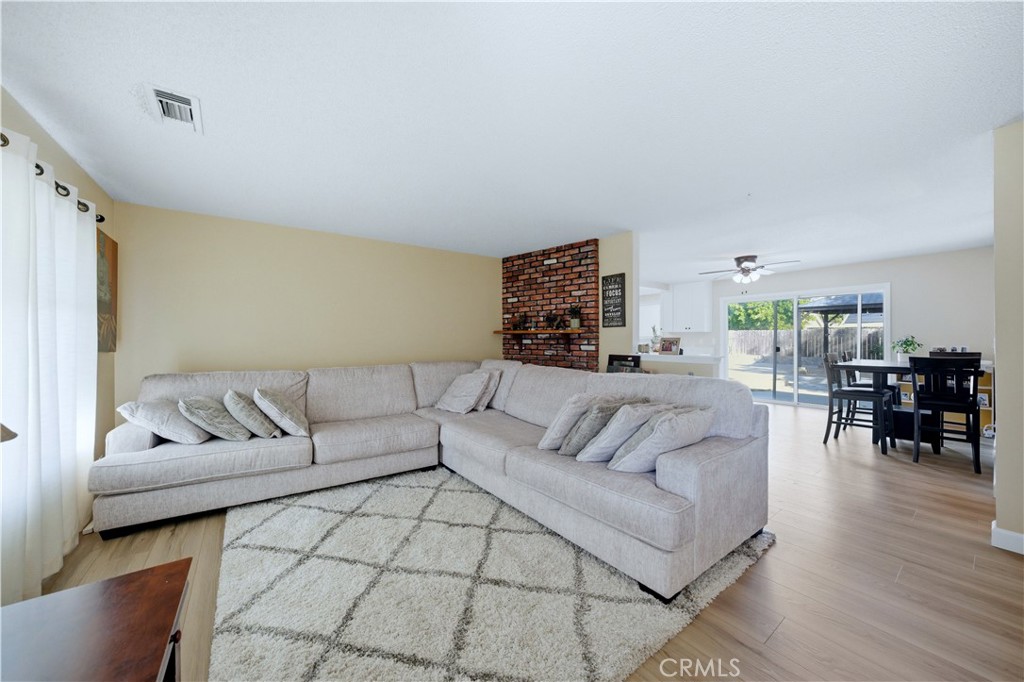 2606 Castle Rock Road