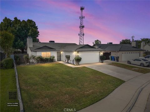 Photo of 1613 Candace Ave, Bakersfield, CA 93307 (MLS # SR26081385)