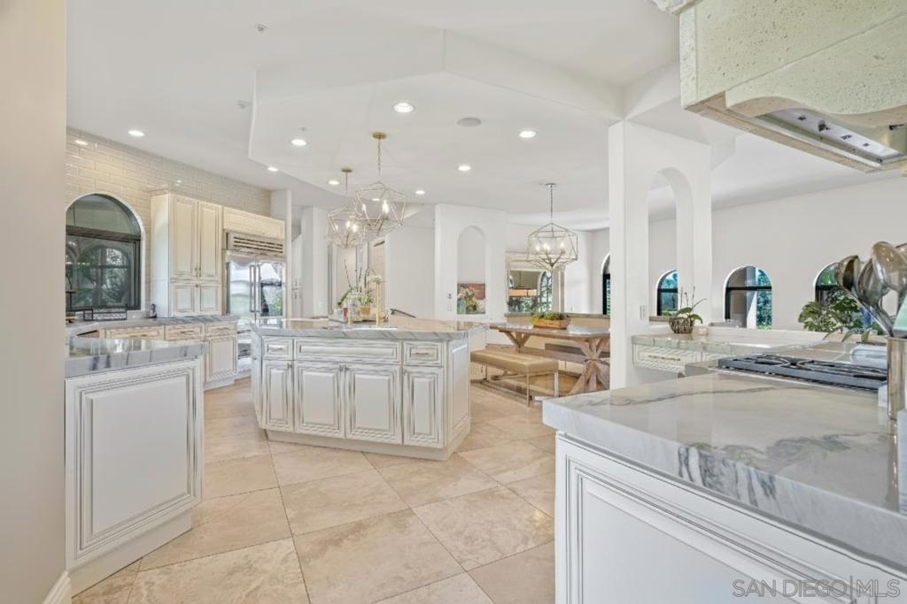 Rancho Santa Fe - Residential
