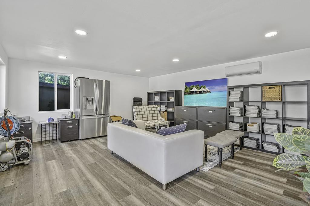 Rancho Santa Fe - Residential