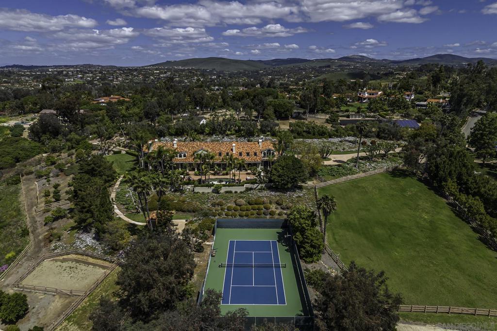 Rancho Santa Fe - Residential