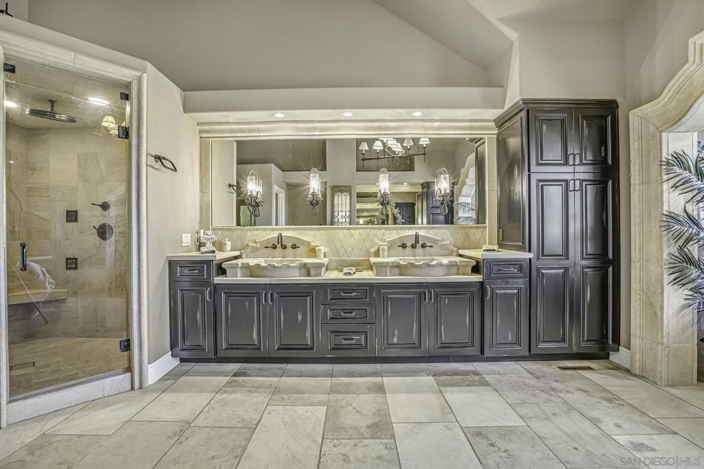 Rancho Santa Fe - Residential