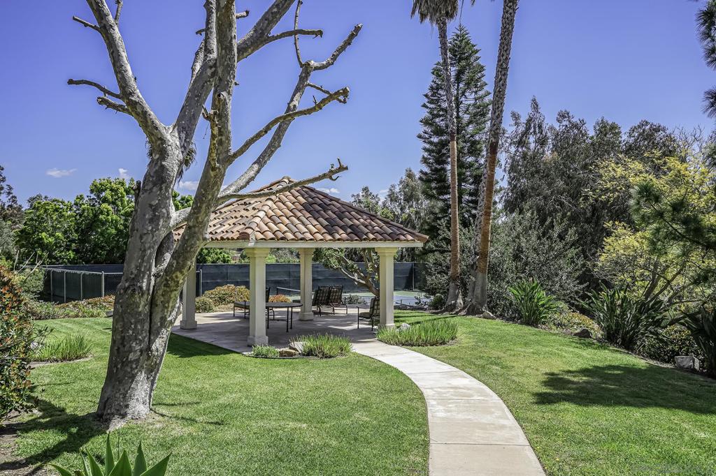 Rancho Santa Fe - Residential