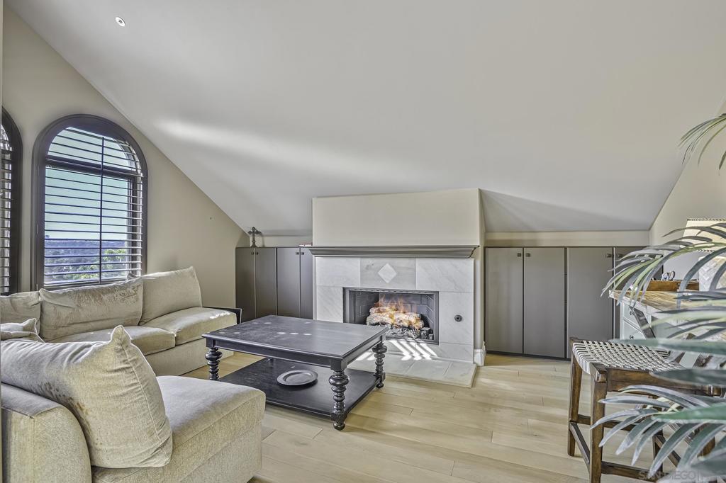 Rancho Santa Fe - Residential