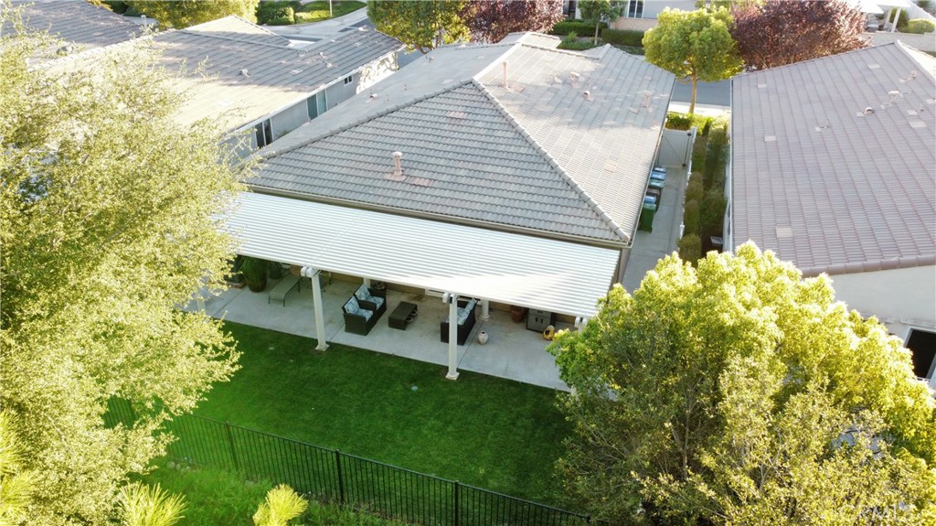 Four Seasons - Residential