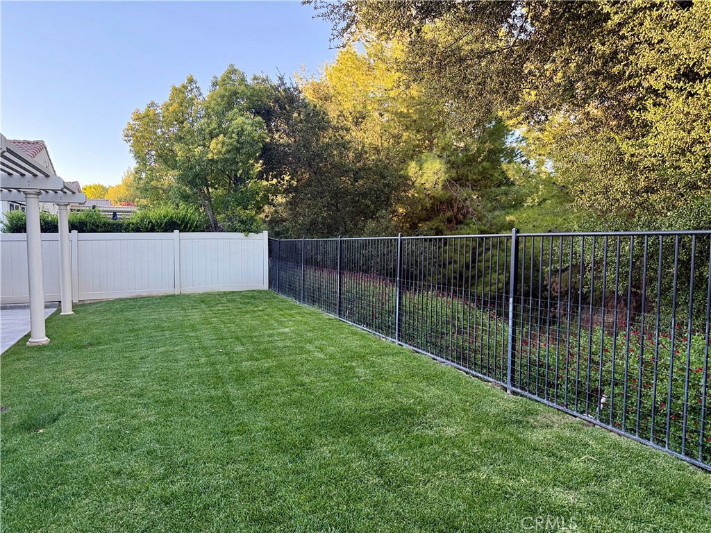 Four Seasons - Residential