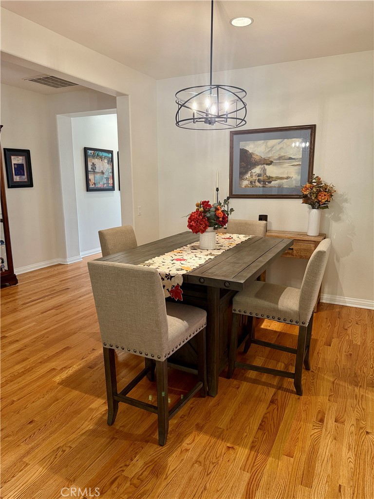 Four Seasons - Residential