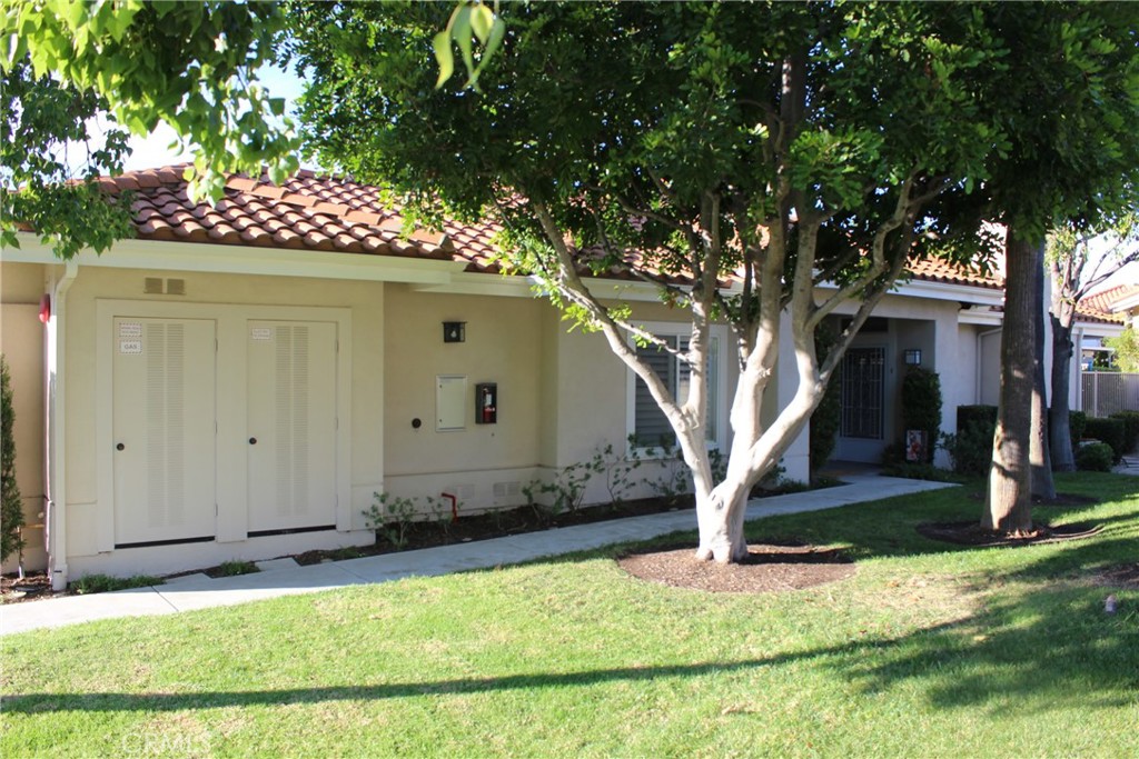 28919 28919 Paseo Theresa