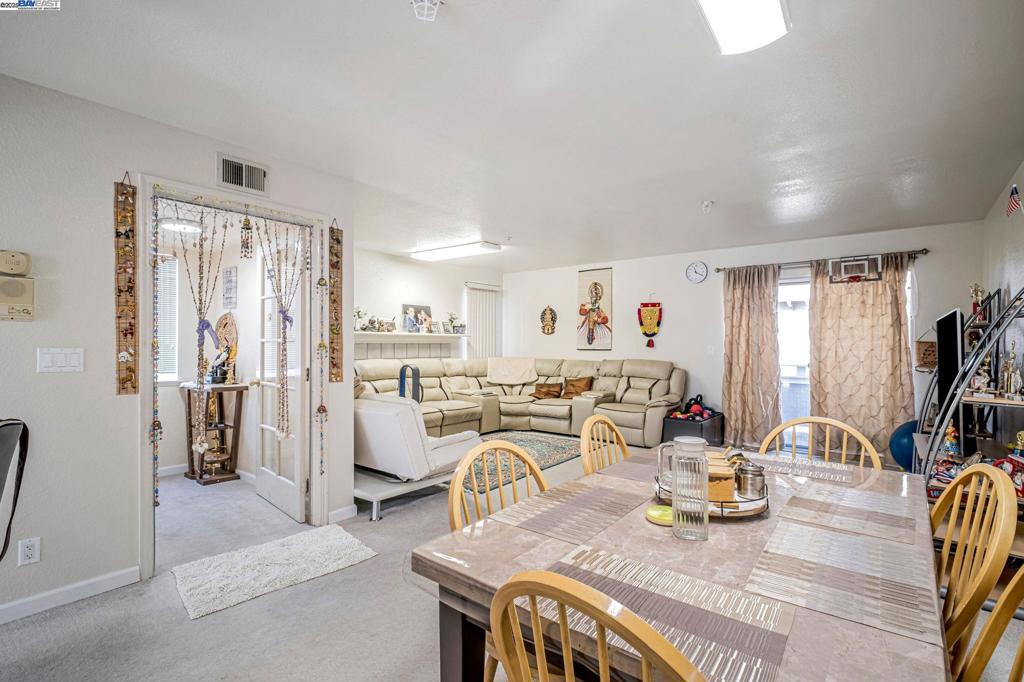 DIAMOND CROSSING - Residential