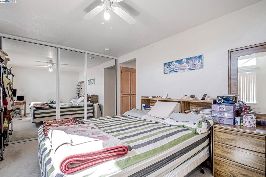 DIAMOND CROSSING - Residential