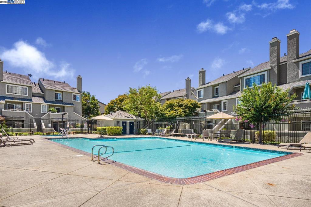 DIAMOND CROSSING - Residential